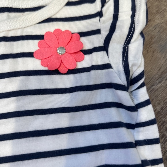 Carter’s Navy/ White Floral Flutter Top & Pink Skort Set Size 3M - Picture 3 of 7